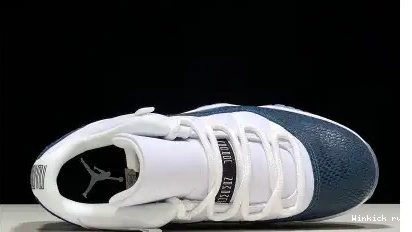 (2019) NAVY - 11 RETRO LOW JORDAN SNAKE 0611